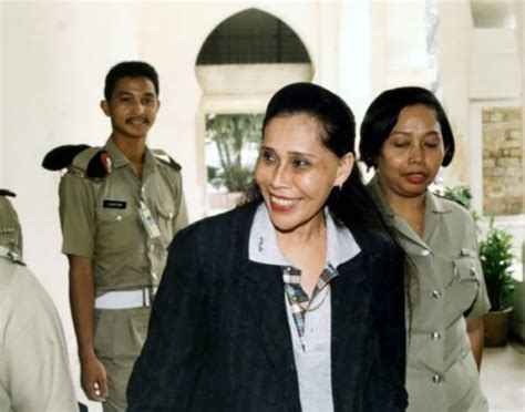 kubur mona fendi